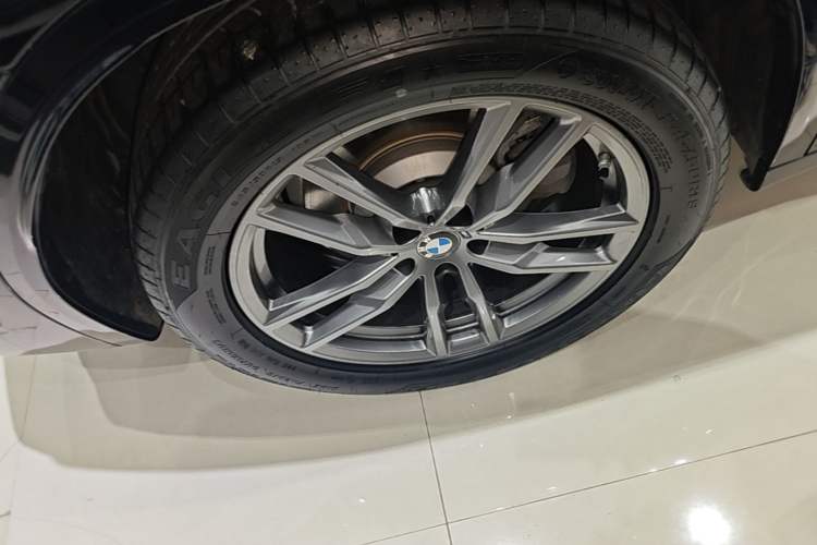 Used BMW X3 2021 xDrive28i M Sport Package Right Rear Wheel Hub