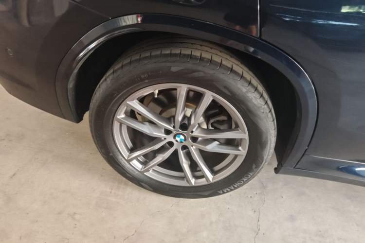 Used BMW X3 2021 xDrive28i M Sport Package Right Rear Wheel Hub