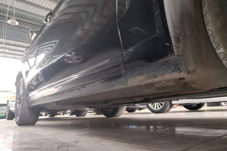 Used BMW X3 2021 xDrive28i M Sport Package Right Side Sill