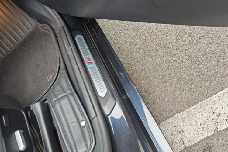 Used BMW X3 2021 Facelift xDrive28i M Sport Package Right Side Sill