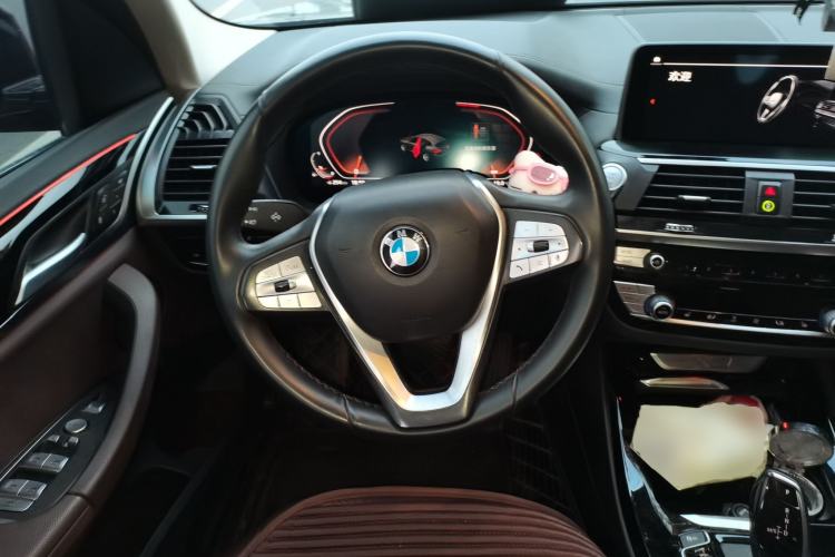 Used BMW X3 2021 xDrive25i Luxury Package Steering Wheel