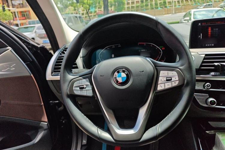 Used BMW X3 2021 Facelift xDrive28i Luxury Package Steering Wheel