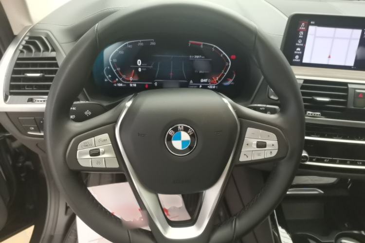 Used BMW X3 2021 xDrive28i Luxury Package Steering Wheel