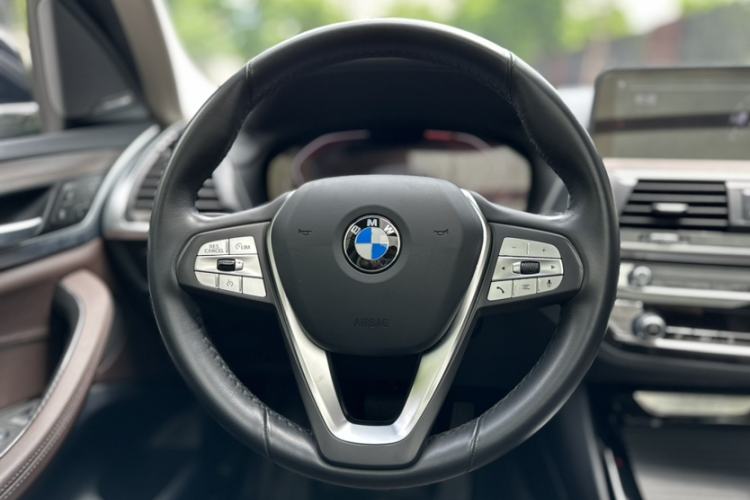 Used BMW X3 2021 Facelift xDrive28i Luxury Package Steering Wheel
