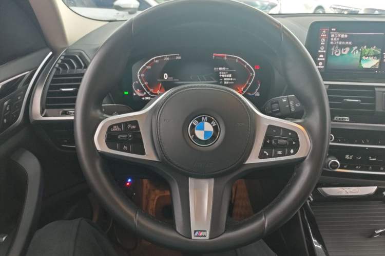Used BMW X3 2021 Facelift xDrive25i Luxury Package Steering Wheel