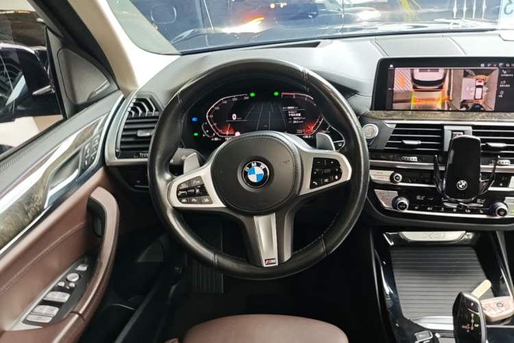 Used BMW X3 2021 xDrive30i Luxury Model with M Sport Package Steering Wheel