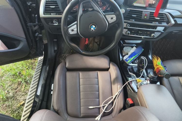 Used BMW X3 2021 xDrive25i Luxury Package Steering Wheel