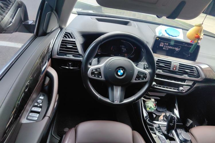 Used BMW X3 2021 xDrive30i Luxury Model with M Sport Package Steering Wheel