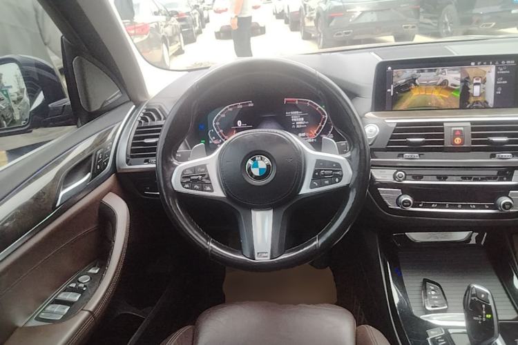 Used BMW X3 2021 xDrive30i Luxury Model with M Sport Package Steering Wheel
