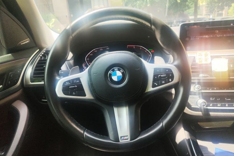 Used BMW X3 2021 xDrive28i M Sport Package Steering Wheel