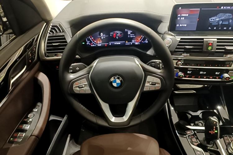 Used BMW X3 2021 Facelift xDrive25i Luxury Package Steering Wheel