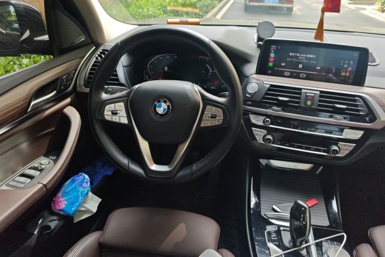 Used BMW X3 2021 xDrive28i Luxury Package Steering Wheel