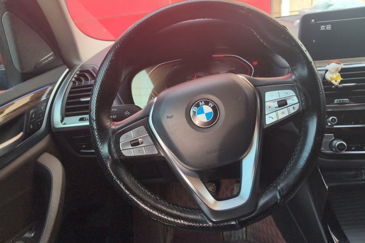 Used BMW X3 2021 xDrive28i Luxury Package Steering Wheel