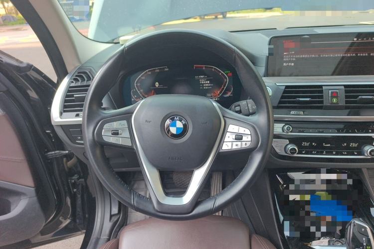 Used BMW X3 2021 xDrive28i Luxury Package Steering Wheel