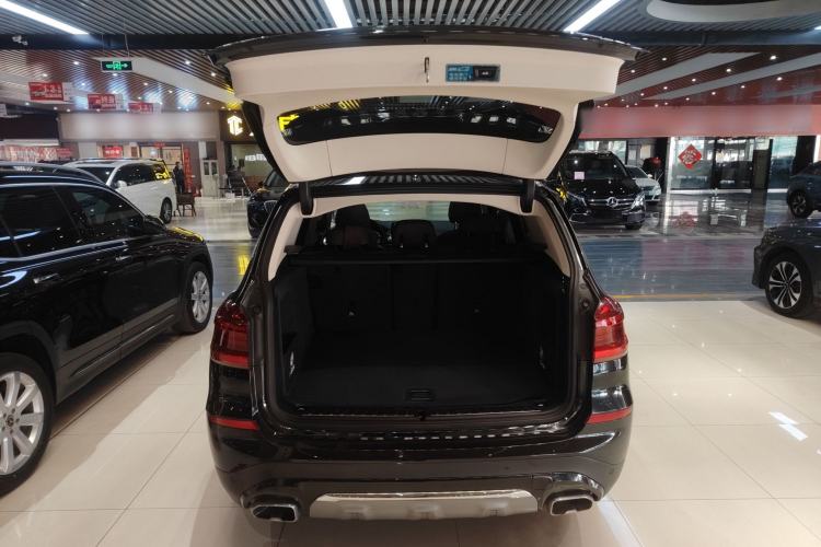Used BMW X3 2021 xDrive25i Luxury Package Trunk