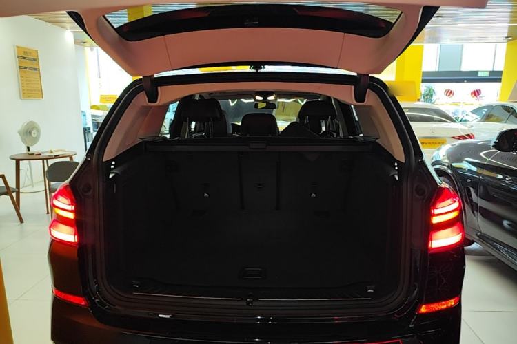 Used BMW X3 2021 xDrive28i M Sport Package Trunk