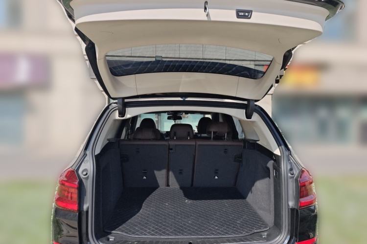 Used BMW X3 2021 xDrive28i M Sport Package Trunk