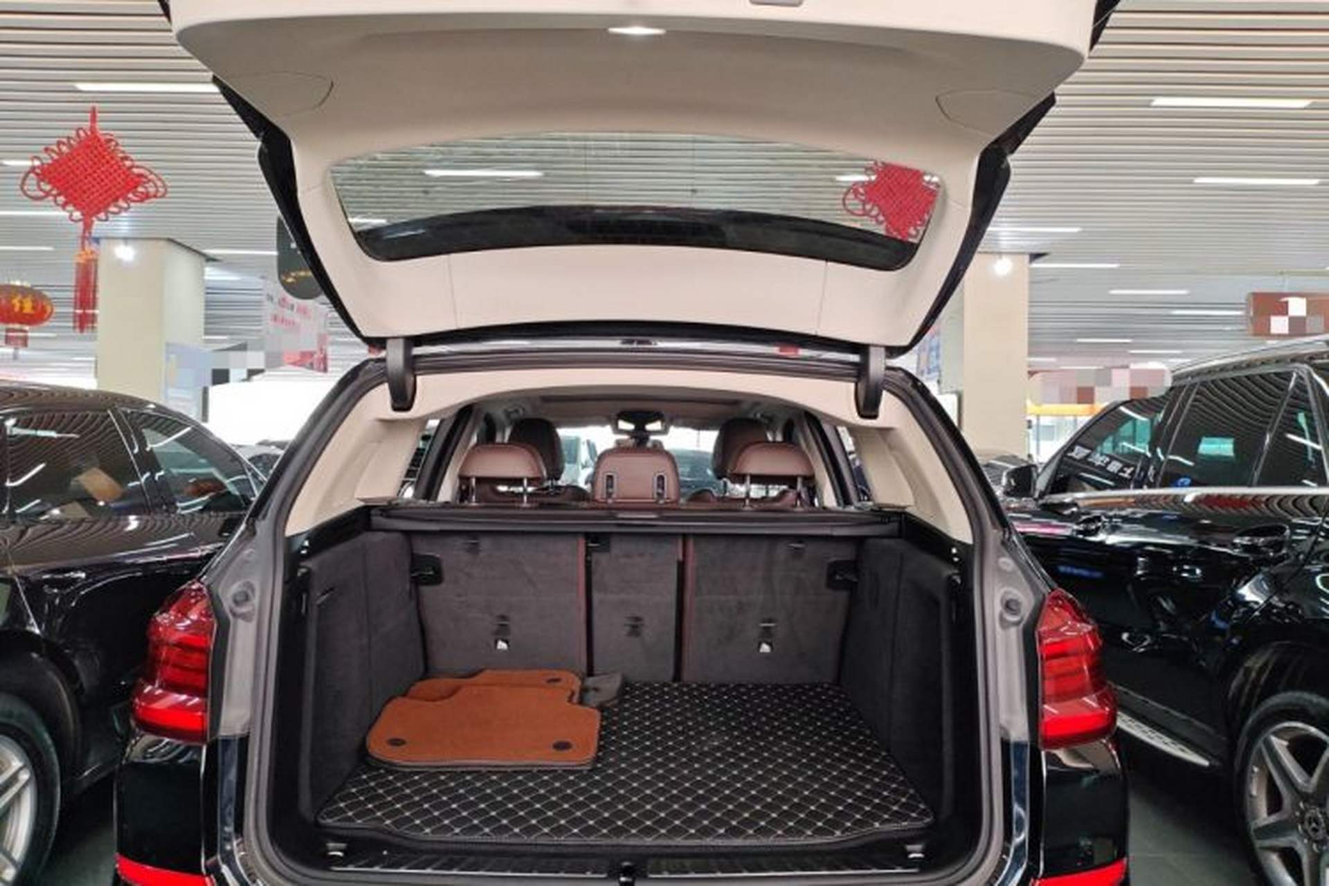 Used BMW X3 2021 xDrive28i M Sport Package Trunk