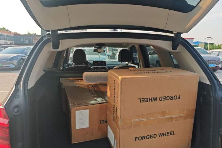 Used BMW X3 2021 xDrive25i M Sport Package Trunk