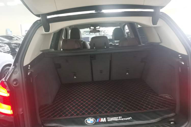 Used BMW X3 2021 xDrive28i M Sport Package Trunk