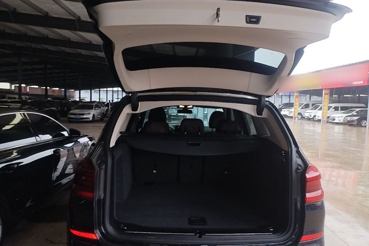 Used BMW X3 2021 xDrive25i M Sport Package Trunk