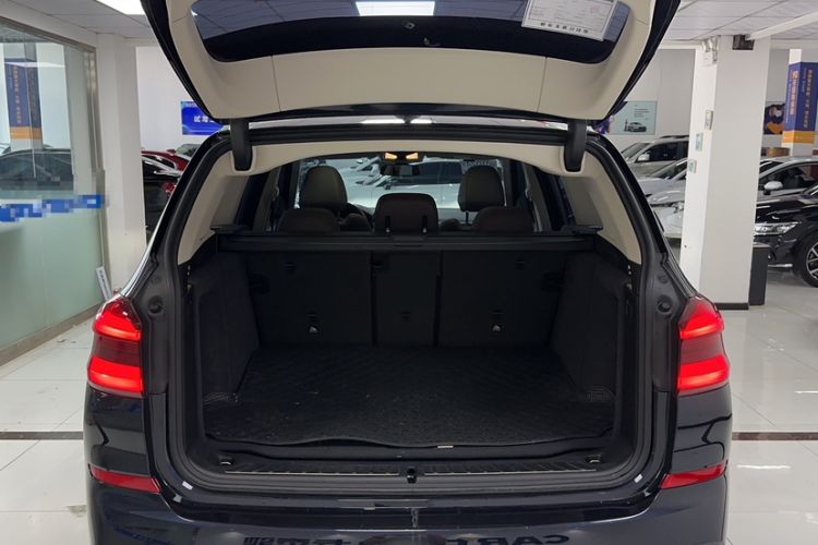 Used BMW X3 2021 Facelift xDrive28i M Sport Package Trunk