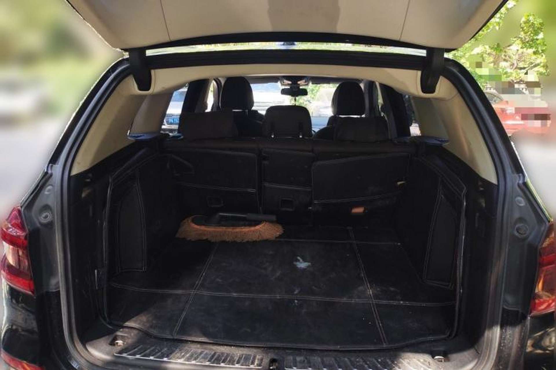 Used BMW X3 2021 xDrive25i Luxury Package Trunk
