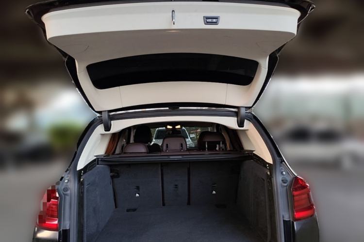 Used BMW X3 2021 xDrive28i M Sport Package Trunk