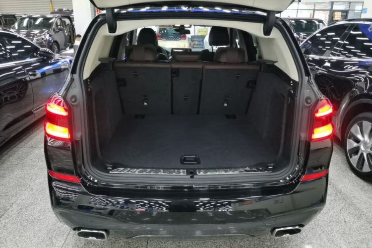 Used BMW X3 2021 xDrive30i Luxury Model with M Sport Package Trunk