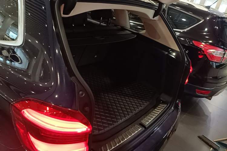 Used BMW X3 2021 Restyled xDrive30i Leading Edition M Sport Package Trunk