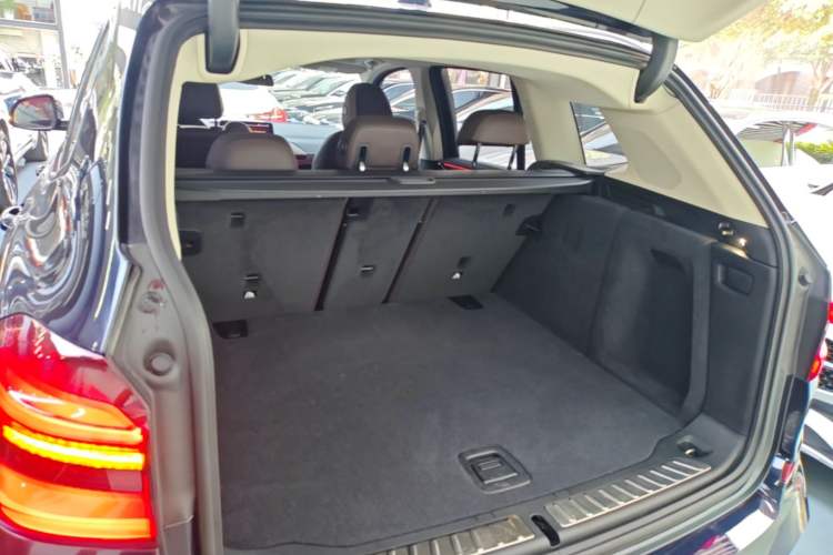 Used BMW X3 2021 Facelift xDrive28i M Sport Package Trunk
