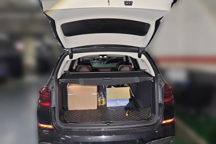 Used BMW X3 2021 xDrive30i Luxury Model with M Sport Package Trunk