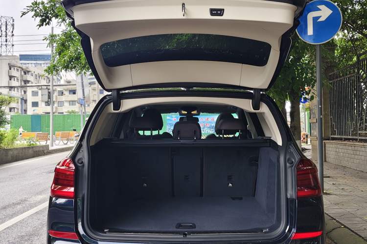 Used BMW X3 2021 Facelift xDrive28i M Sport Package Trunk
