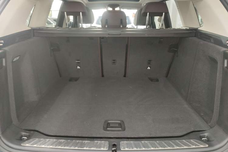 Used BMW X3 2021 xDrive25i M Sport Package Trunk
