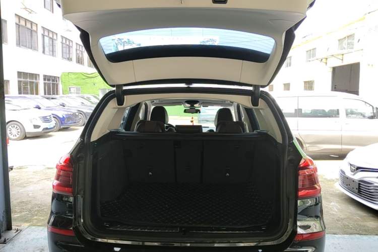 Used BMW X3 2021 Facelift xDrive28i M Sport Package Trunk