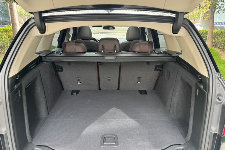 Used BMW X3 2021 xDrive25i Luxury Package Trunk