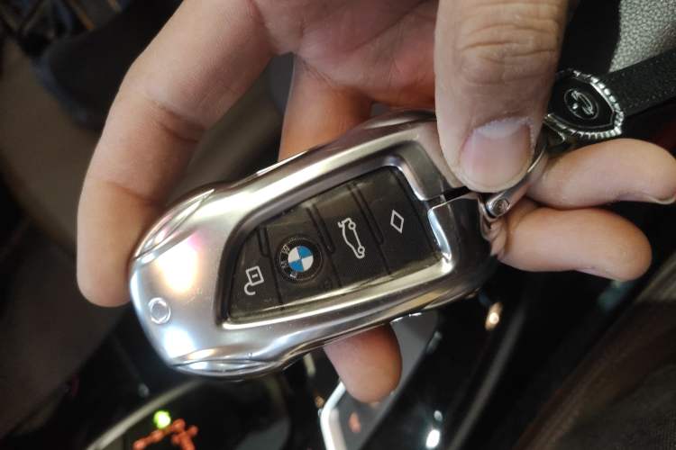 Used BMW X3 2021 xDrive25i Luxury Package Vehicle Key