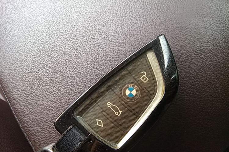 Used BMW X3 2021 xDrive30i Luxury Model with M Sport Package Vehicle Key
