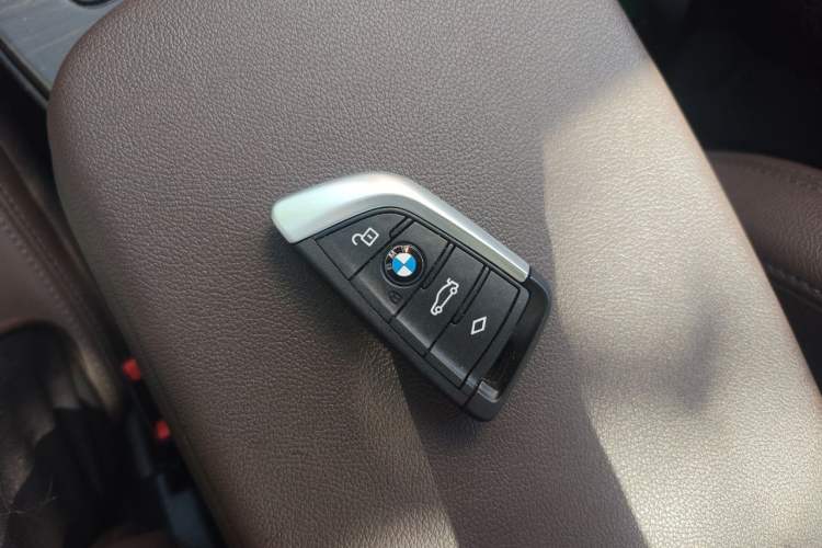 Used BMW X3 2021 xDrive28i Luxury Package Vehicle Key