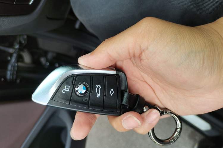 Used BMW X3 2021 xDrive25i Luxury Package Vehicle Key