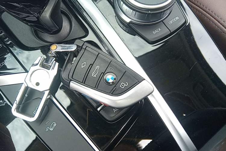 Used BMW X3 2021 xDrive30i Luxury Model with M Sport Package Vehicle Key