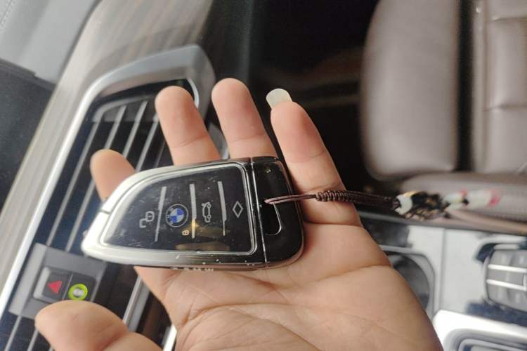 Used BMW X3 2021 xDrive28i Luxury Package Vehicle Key