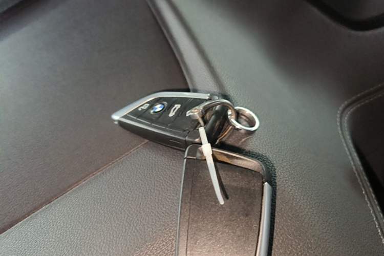 Used BMW X3 2021 xDrive25i M Sport Package Vehicle Key