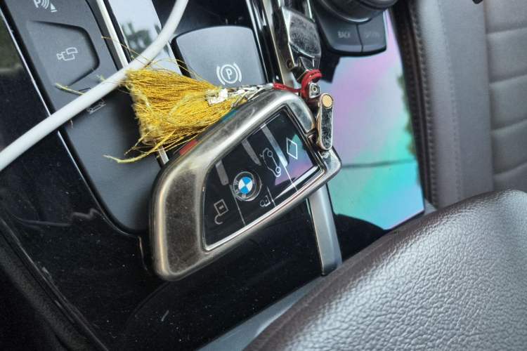 Used BMW X3 2021 xDrive25i Luxury Package Vehicle Key