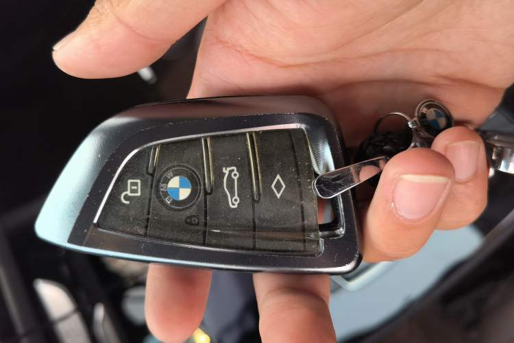 Used BMW X3 2021 xDrive28i Luxury Package Vehicle Key
