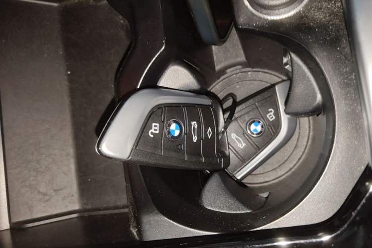 Used BMW X3 2021 xDrive28i M Sport Package Vehicle Key