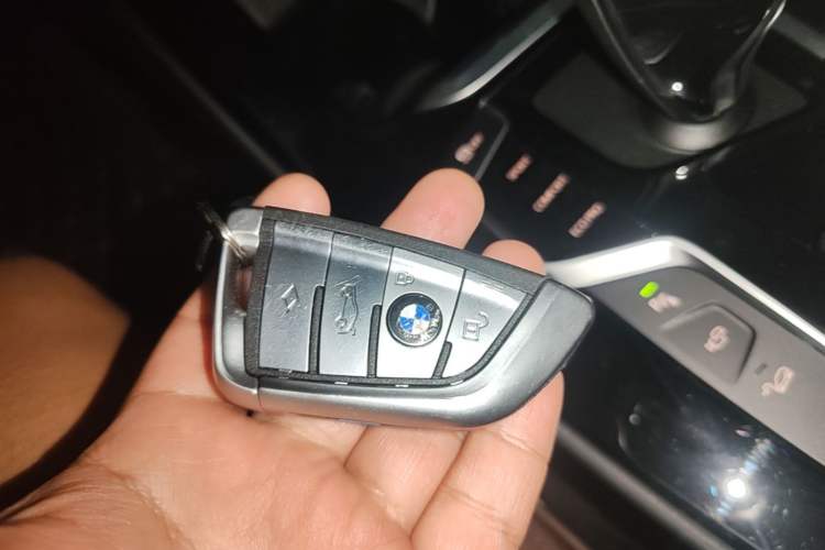 Used BMW X3 2021 xDrive30i Luxury Model with M Sport Package Vehicle Key