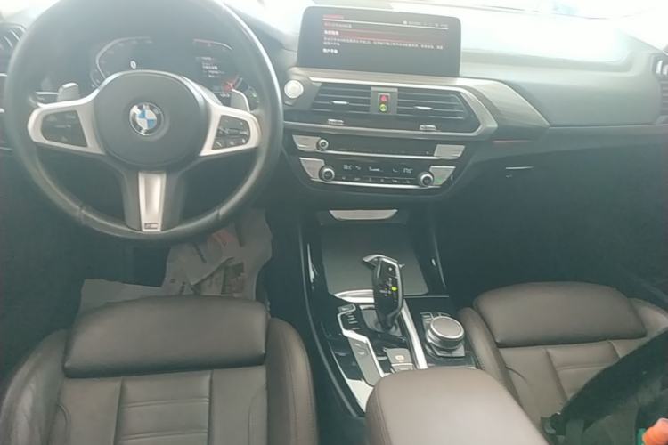 Used BMW X3 2021 xDrive28i M Sport Package Center Console
