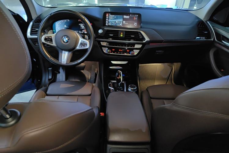 Used BMW X3 2021 xDrive28i M Sport Package Center Console