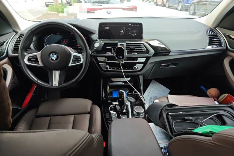 Used BMW X3 2021 xDrive25i M Sport Package Center Console